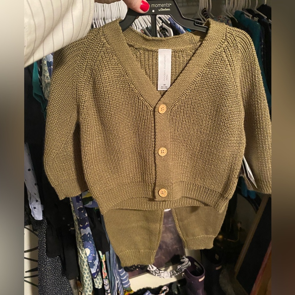 Sweater set/gender neutral design